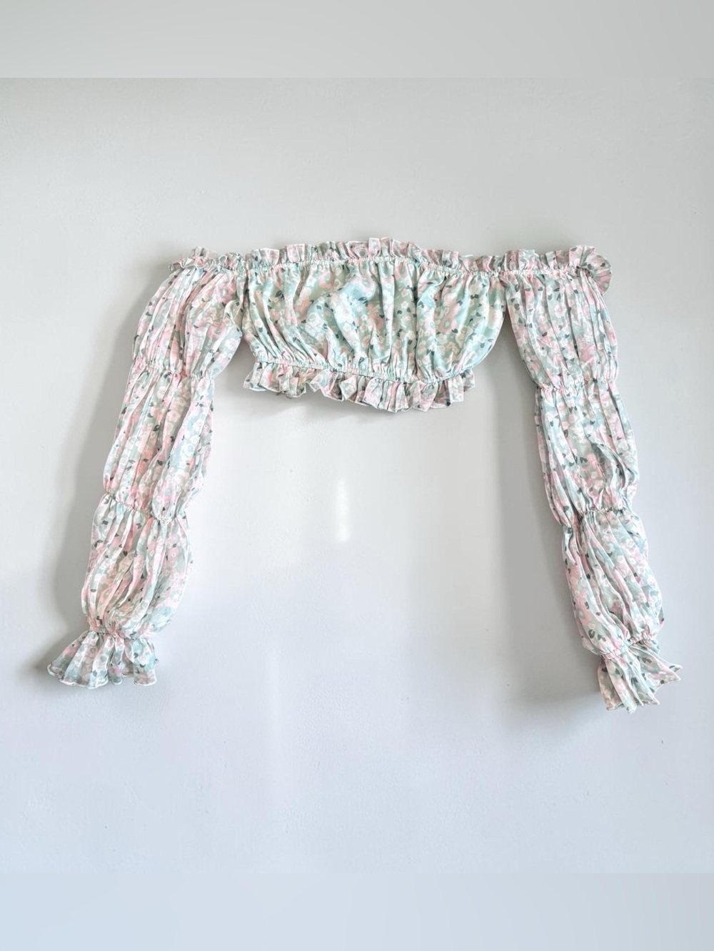 Saints + Secrets Floral Smocked Crop Top Womens Large Off Shoulder Long Sleeve